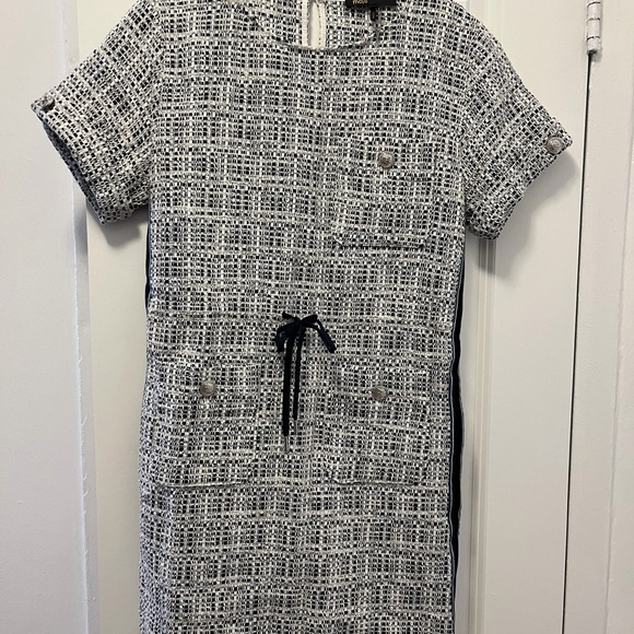 Maje Dresses & Skirts - Maje Black and White Textured Dress